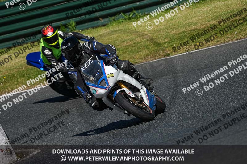 enduro digital images;event digital images;eventdigitalimages;mallory park;mallory park photographs;mallory park trackday;mallory park trackday photographs;no limits trackdays;peter wileman photography;racing digital images;trackday digital images;trackday photos